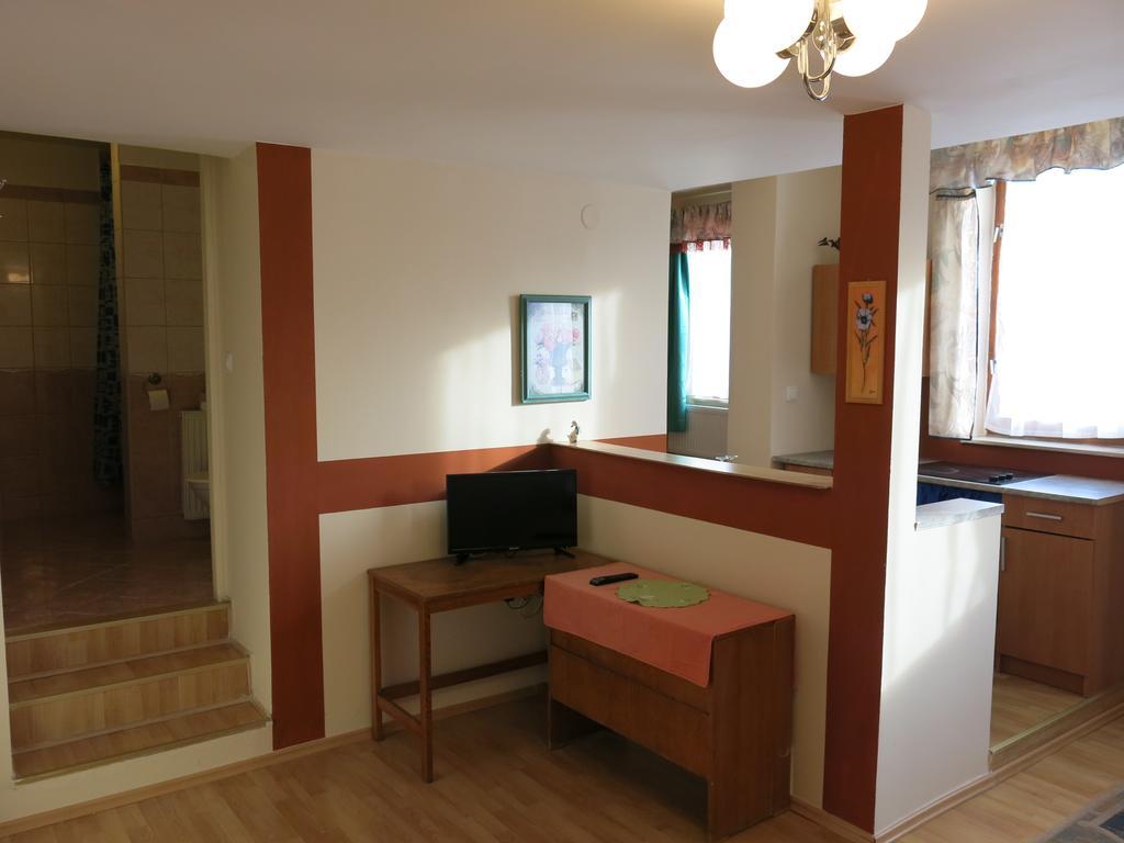 Apartmany Sedmikraska Tehovec Bagian luar foto